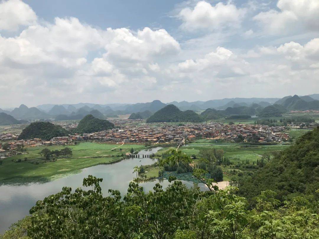 “恐龙扛狼”发源地，住的都是什么神仙？