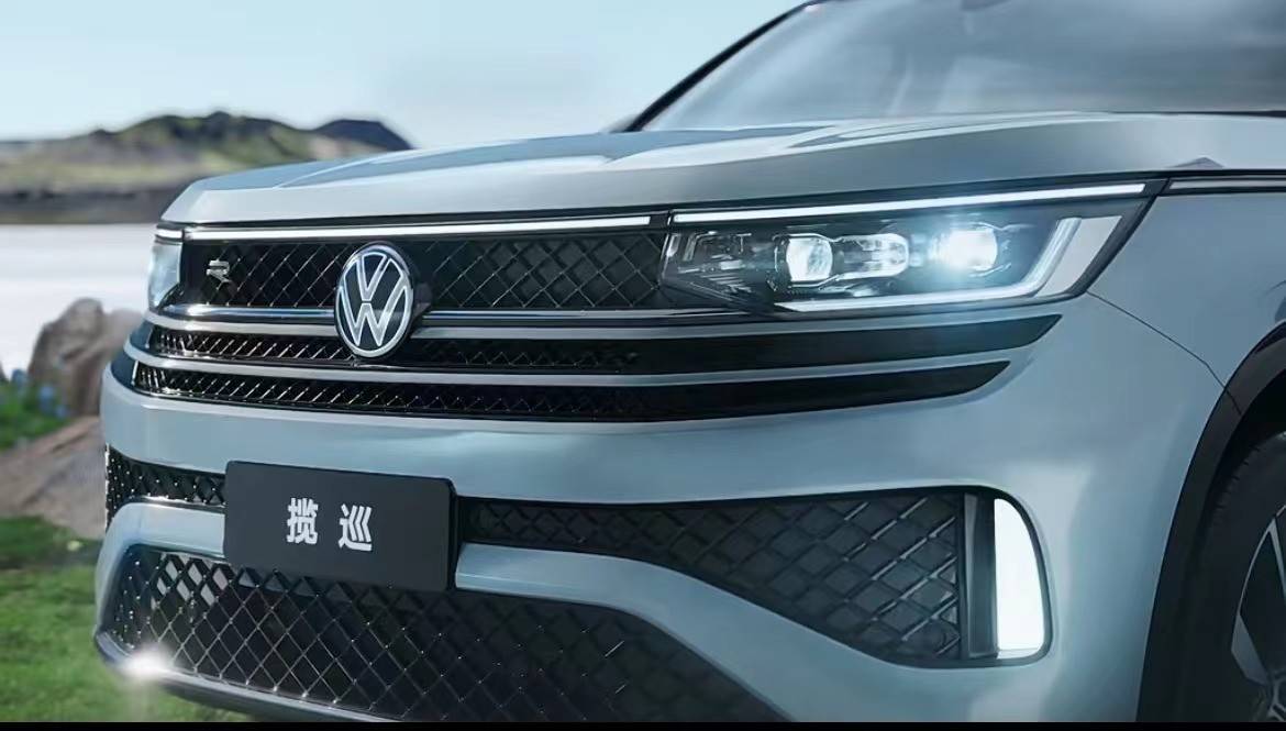 马东连说“嚯嚯嚯嚯嚯” ，这个节目和这个车直接上热搜了？